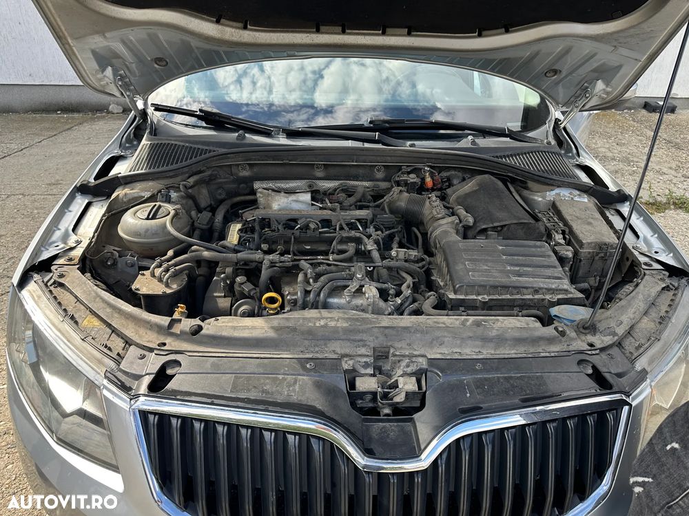 Skoda Octavia 1.6 TDI AMBITION - 7