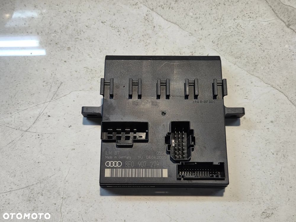 AUDI A4 B7 MODUŁ STEROWNIK ŚWIATEŁ 8E0907279L - 1