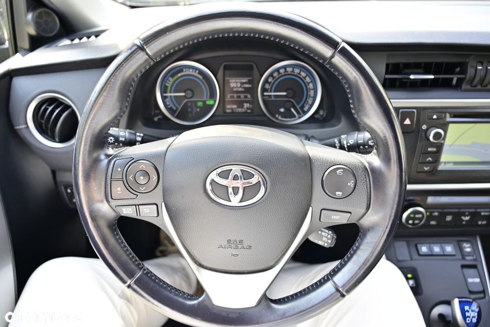 Toyota Auris - 7