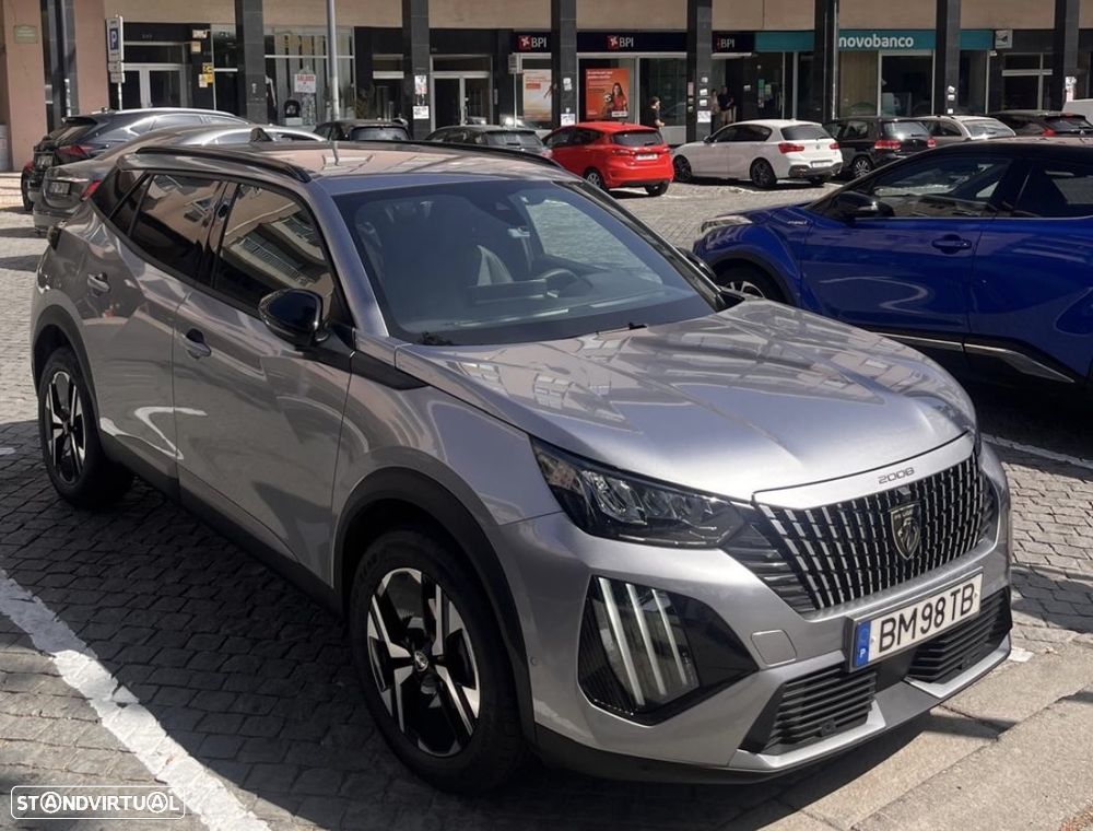 Peugeot 2008 1.2 PureTech Allure Pack - 9