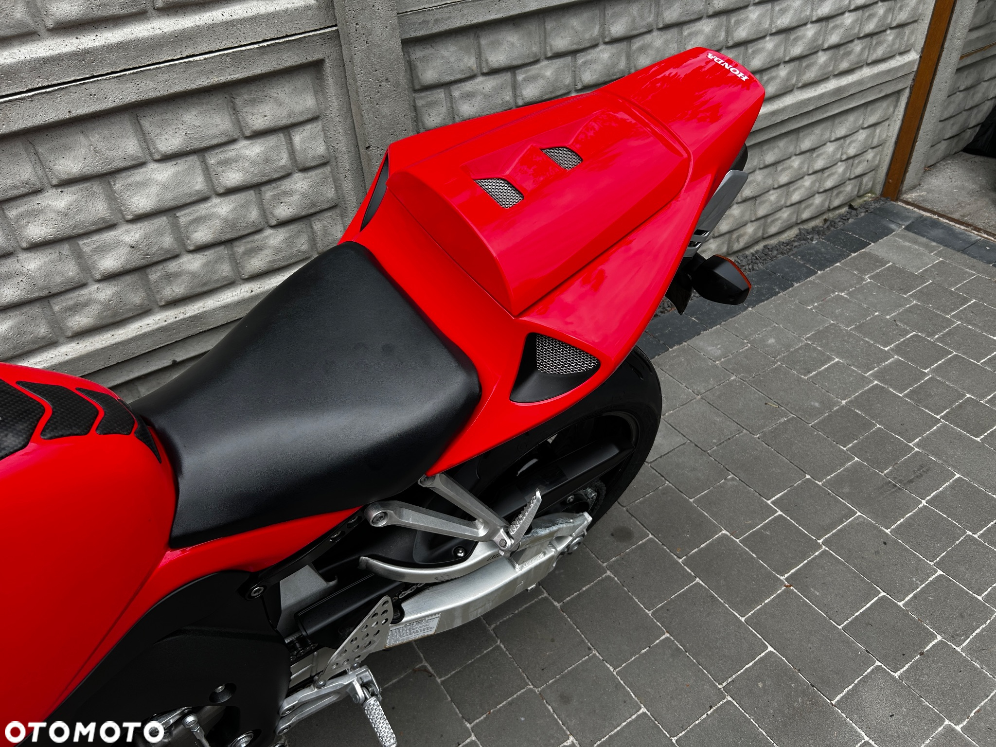 Honda CBR - 16