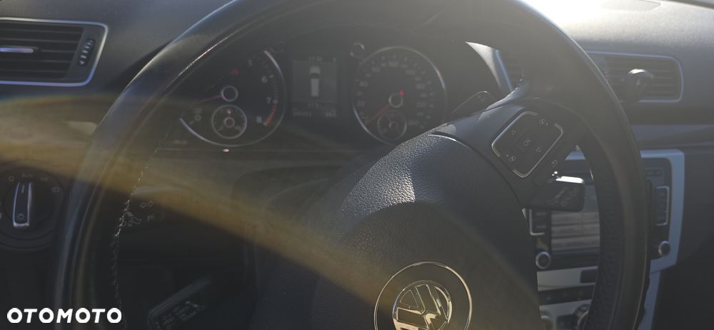 Volkswagen Passat 1.4 TSI BMT Highline DSG - 12