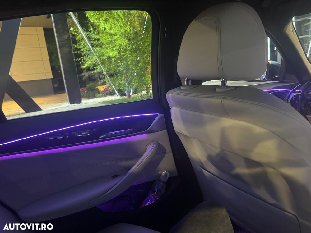 BMW Seria 5 518d AT MHEV - 8