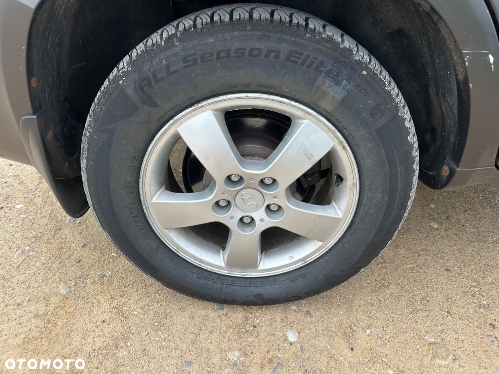 Hyundai Tucson 2.0 CRDi Elegance + - 18