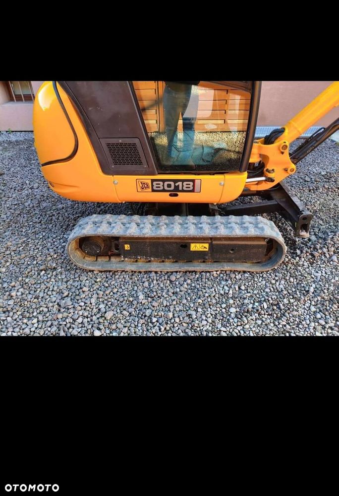 JCB 8018 - 9