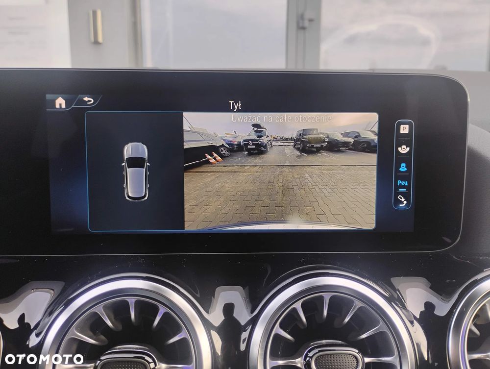 Mercedes-Benz GLA 200 mHEV AMG Line 7G-DCT - 24