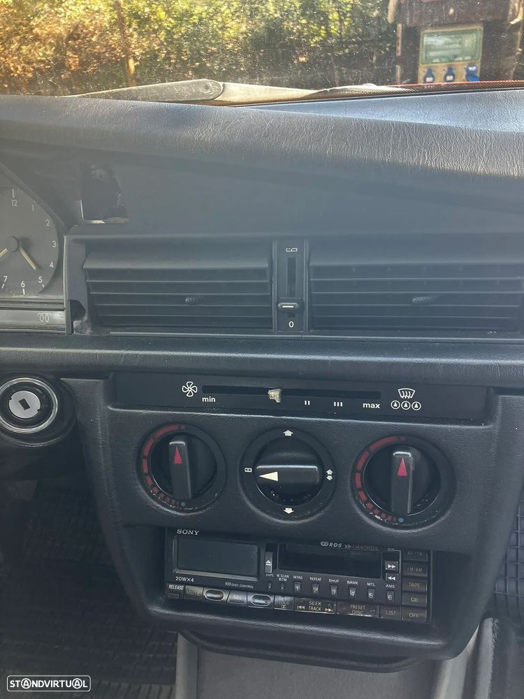 Mercedes-Benz A 190 - 9