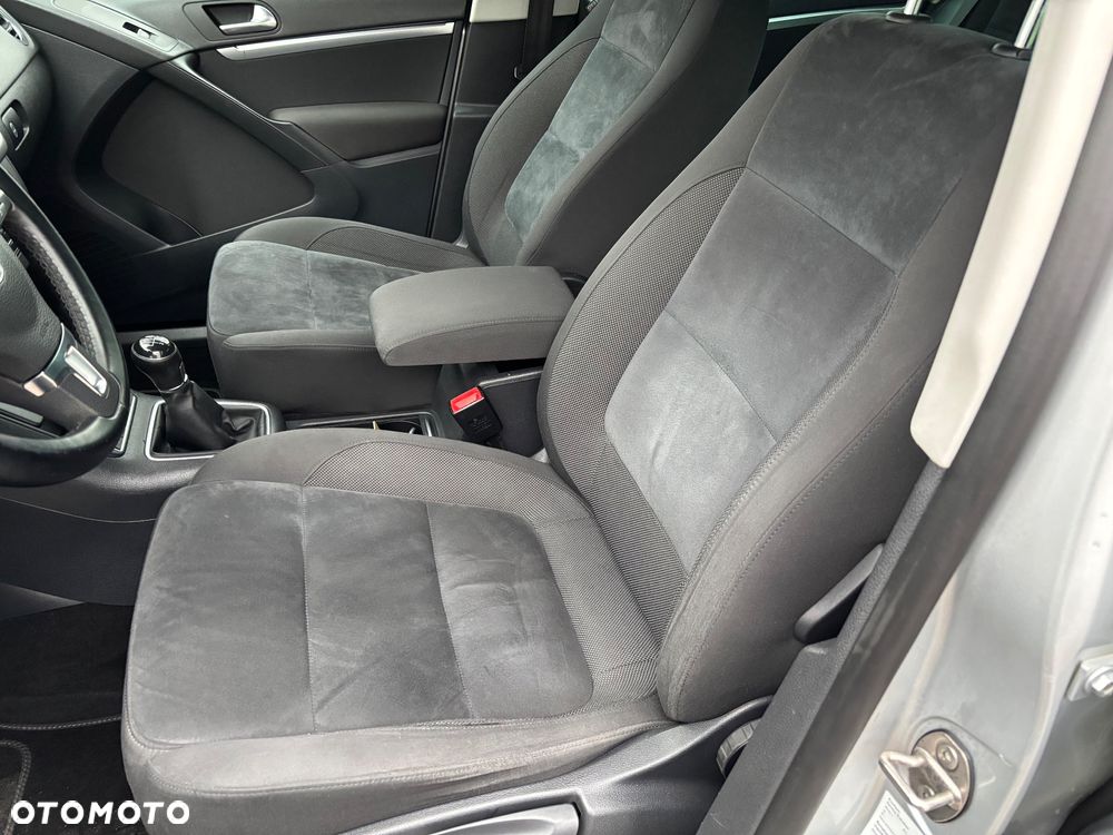 Volkswagen Tiguan 2.0 TDI DPF BlueMotion Technology Trend & Fun - 18