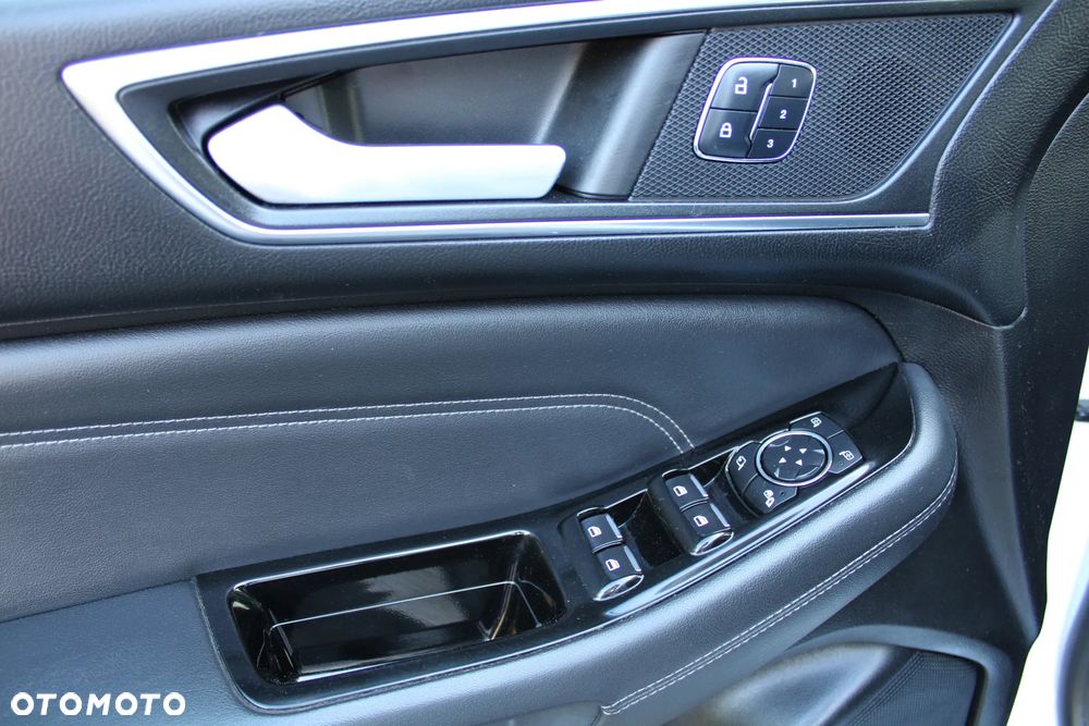 Ford Galaxy 2.0 EcoBlue Titanium - 29