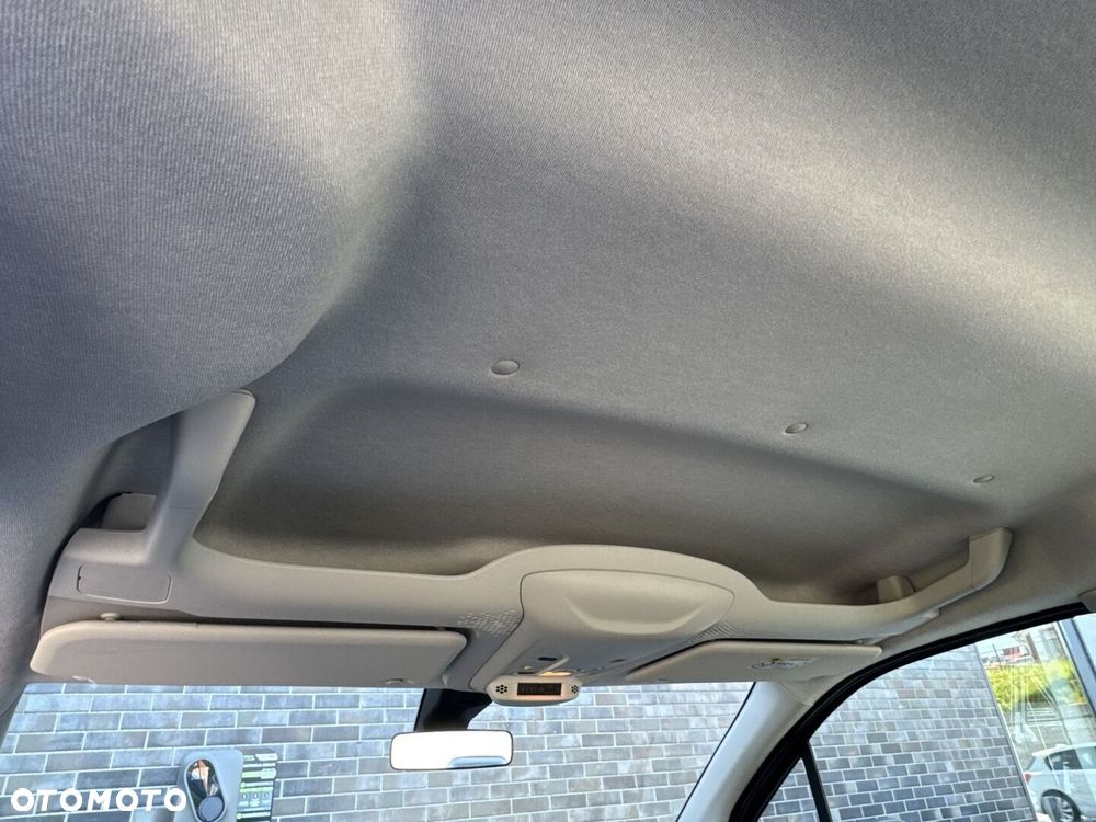 Toyota Proace City Verso 1.5 D-4D Business - 25