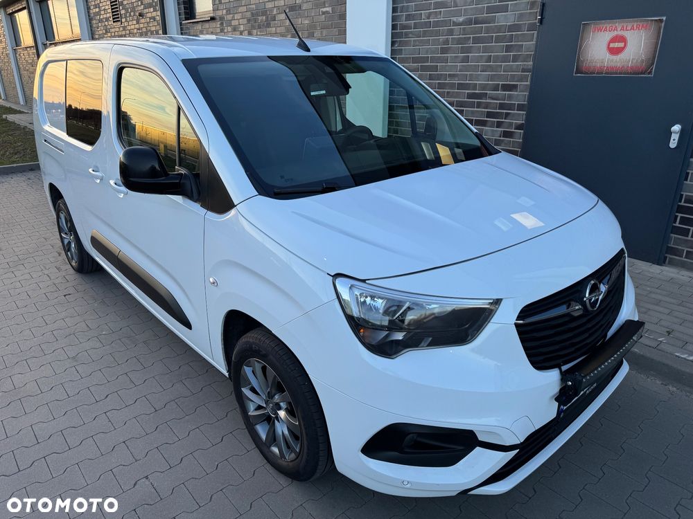 Opel Combo Life - 9
