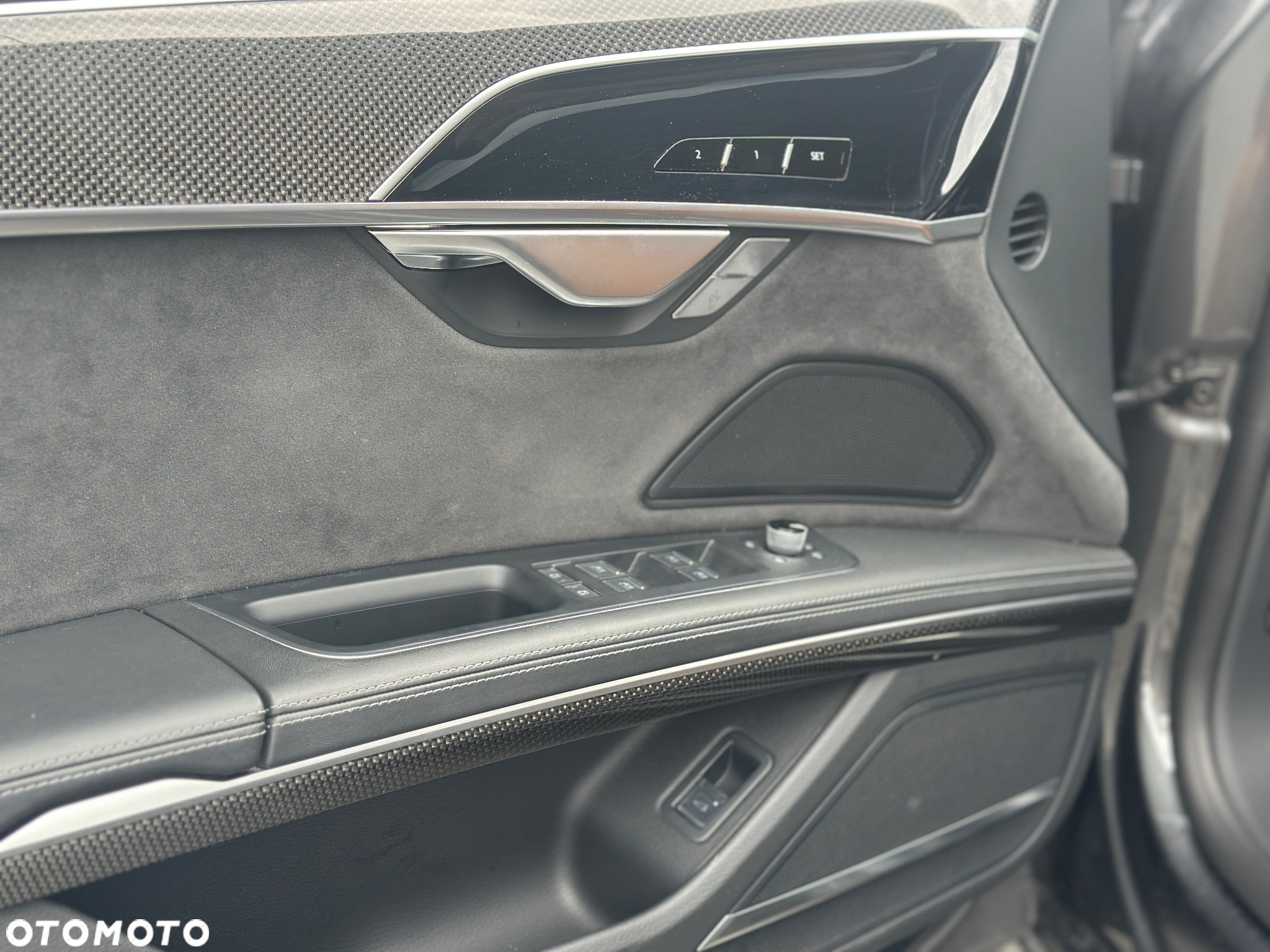 Audi S8 - 16
