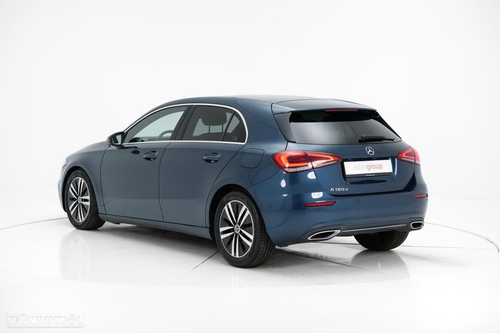 Mercedes-Benz A 180 - 4