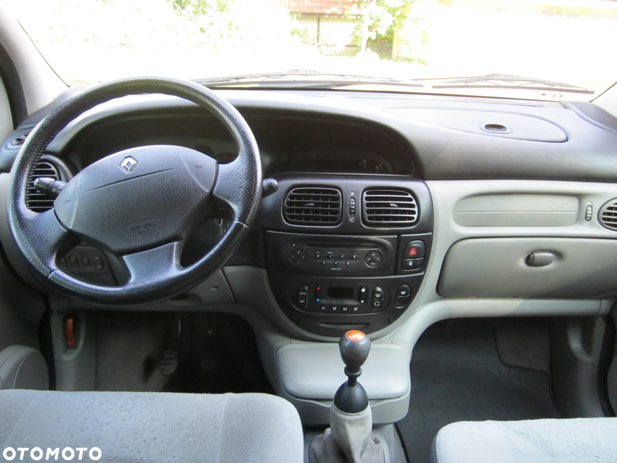 Renault Scenic 1.9 dCi EXpression - 15