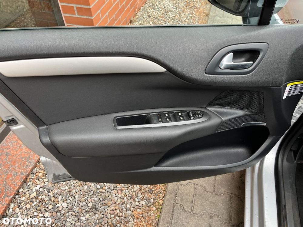 Citroën C4 1.6 e-HDi Seduction MCP - 16