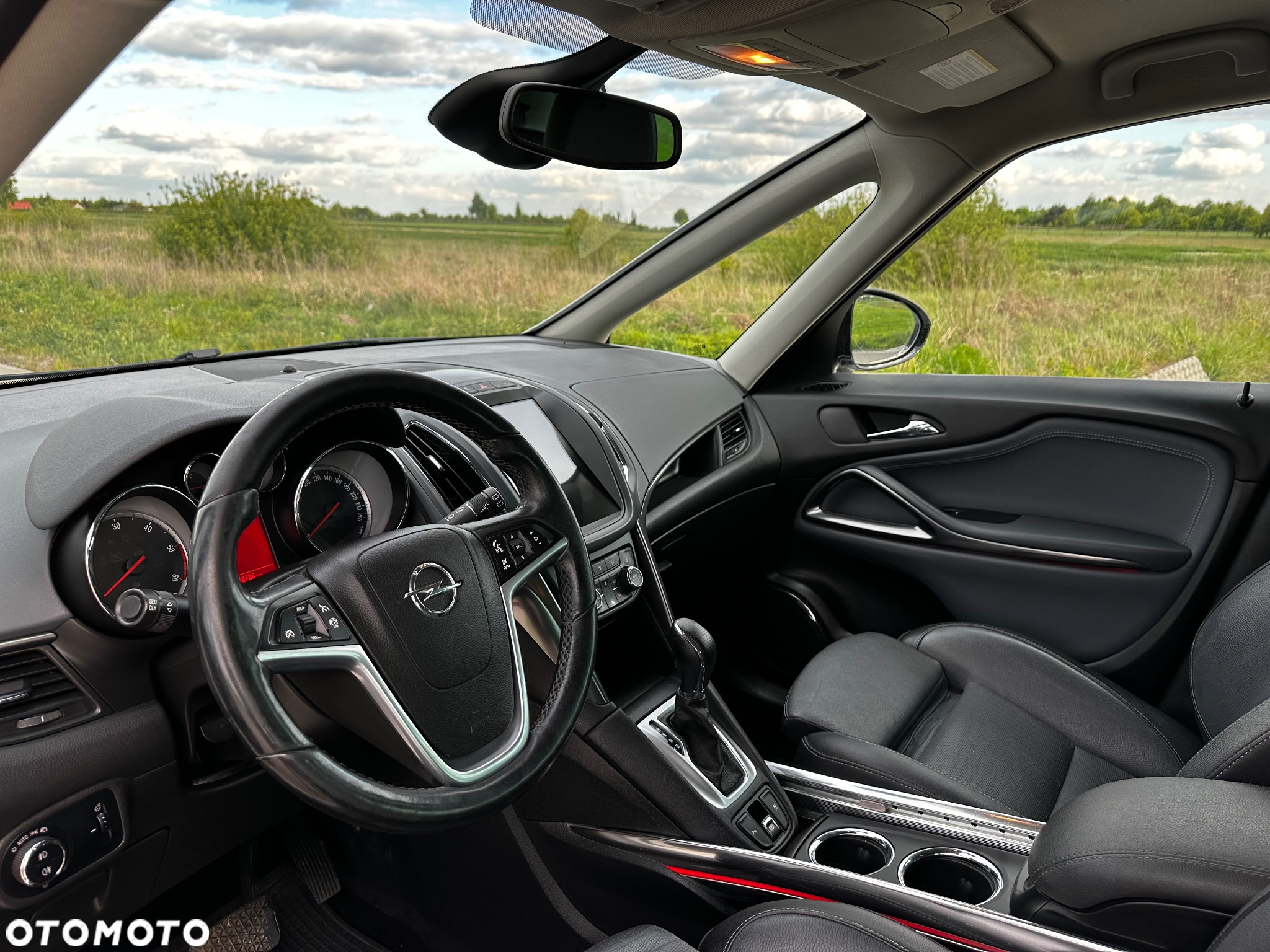Opel Zafira - 12