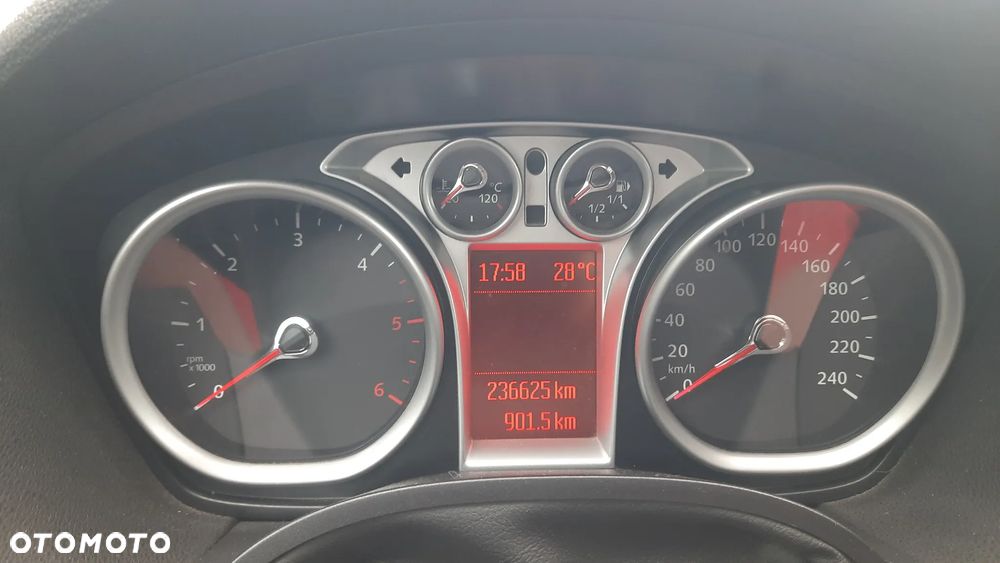 Ford Kuga 2.0 TDCi 4WD Titanium - 15