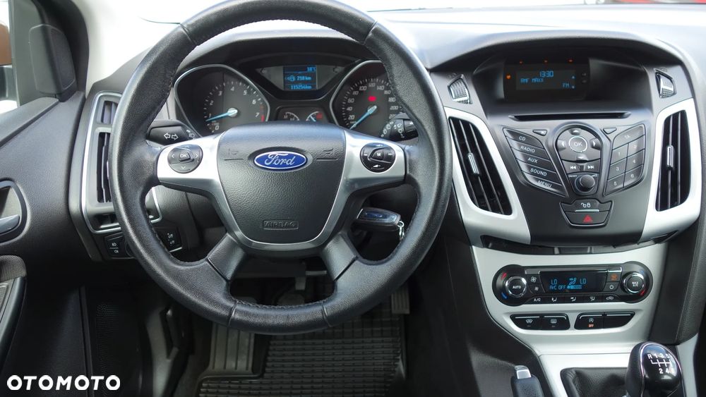 Ford Focus 1.0 EcoBoost Start-Stopp-System Champions Edition - 17