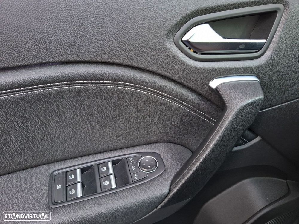 Renault Captur 1.0 TCe Techno Bi-Fuel - 21