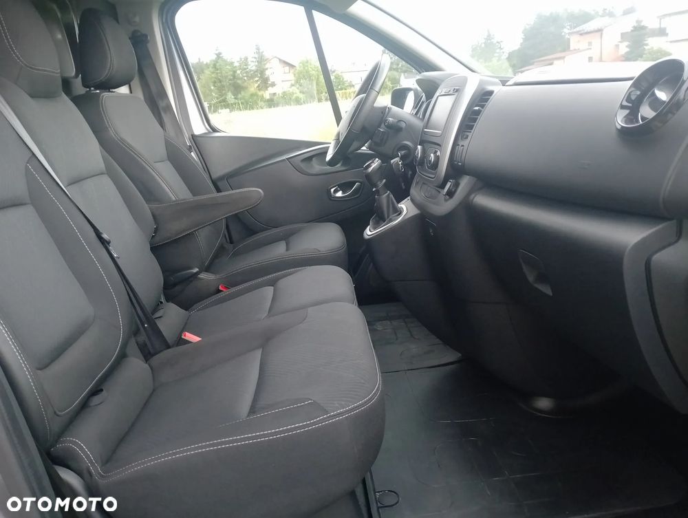 Nissan NV300 - 28