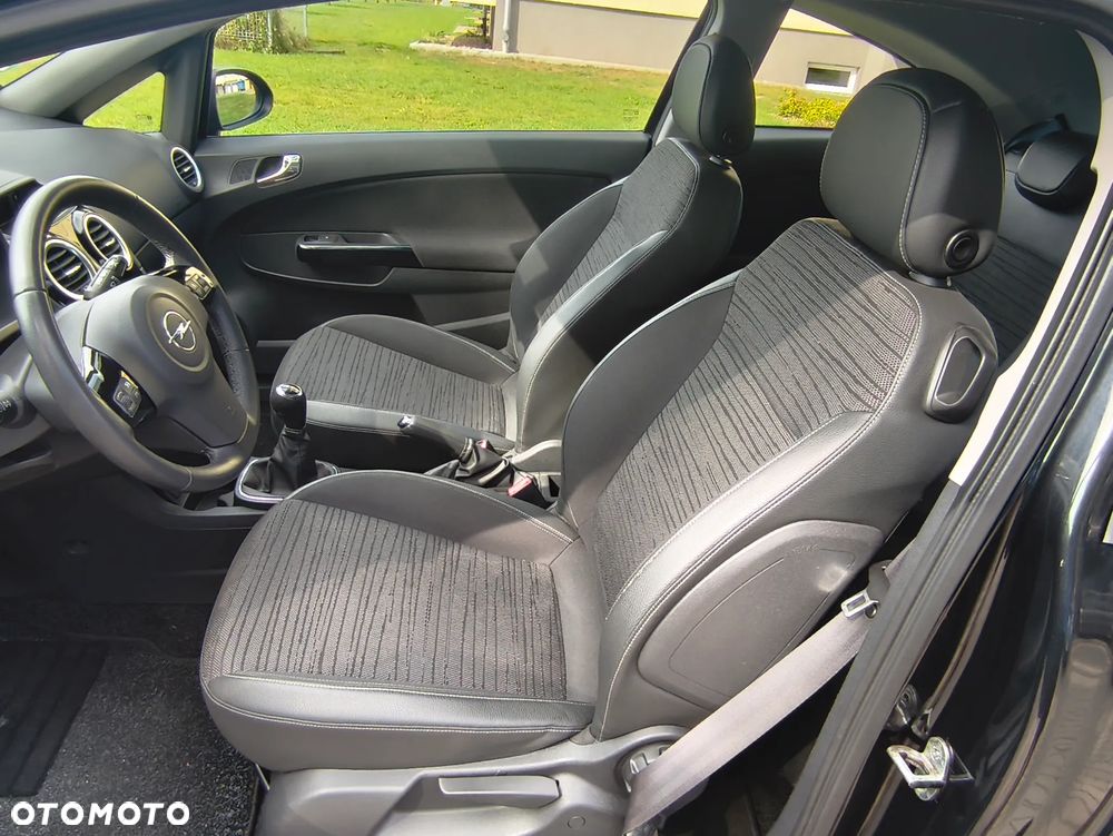 Opel Corsa 1.2 16V Energy - 37
