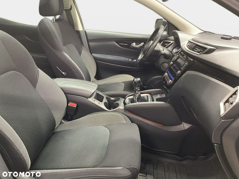 Nissan Qashqai 1.3 DIG-T N-Connecta - 13