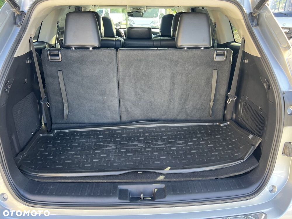 Toyota Highlander - 28