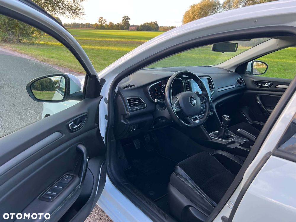 Renault Megane 1.5 Blue dCi Intens - 5