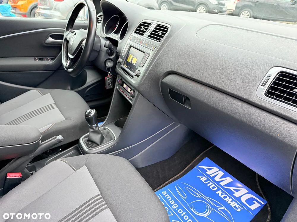 Volkswagen Polo 1.2 TSI Blue Motion Technology Allstar - 16