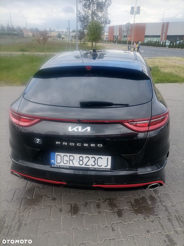 Kia ProCeed - 12