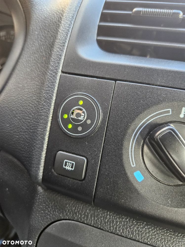 Skoda Fabia 1.4 16V Active - 18