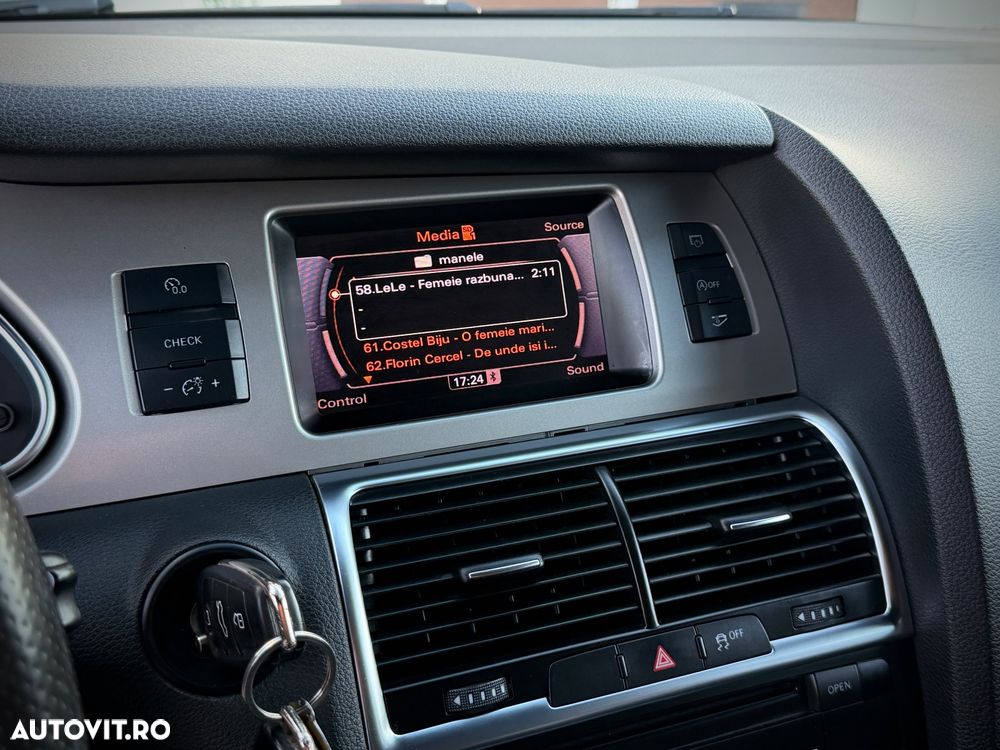 Audi Q7 - 30