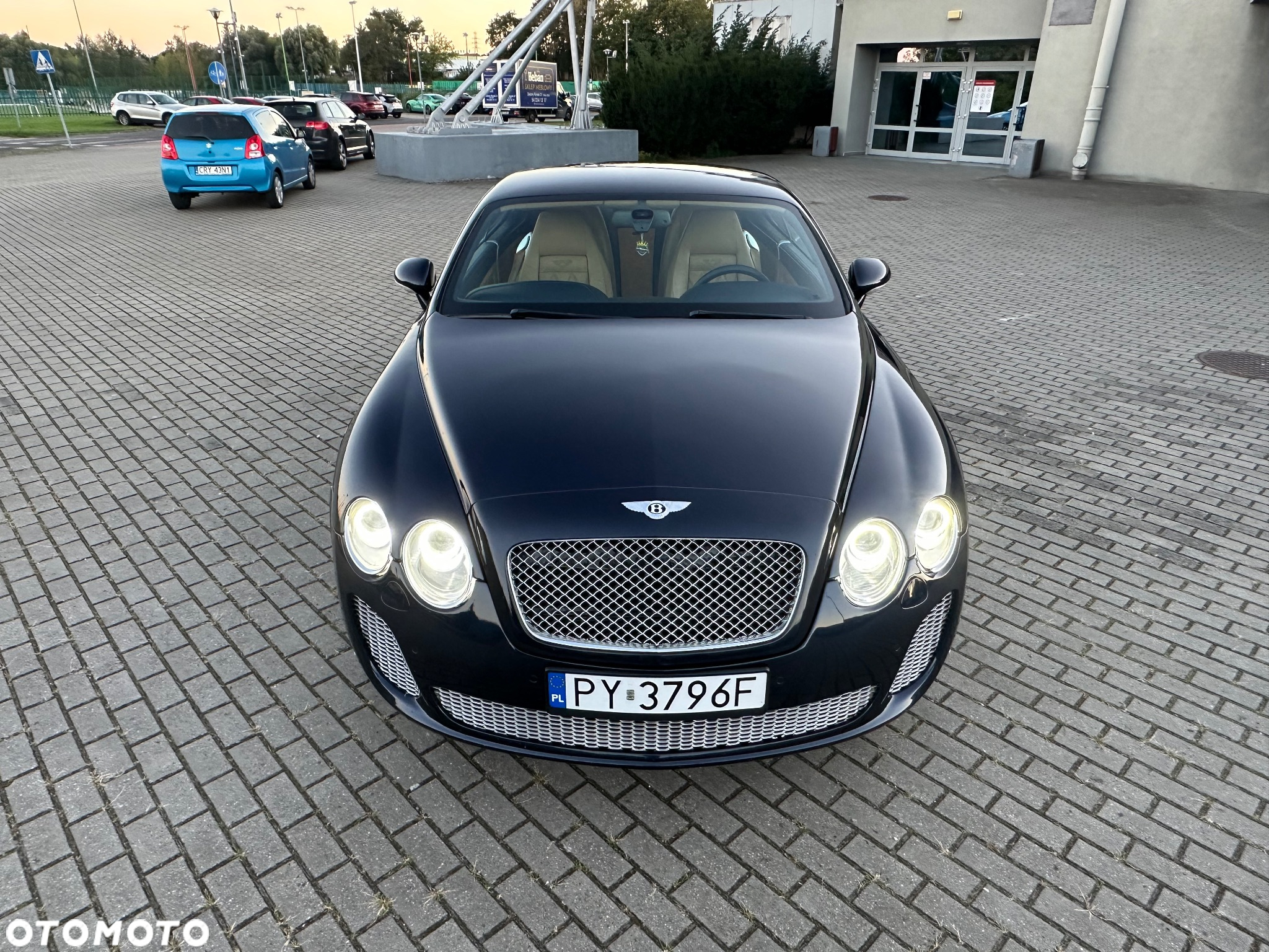 Bentley Continental GT Standard - 6
