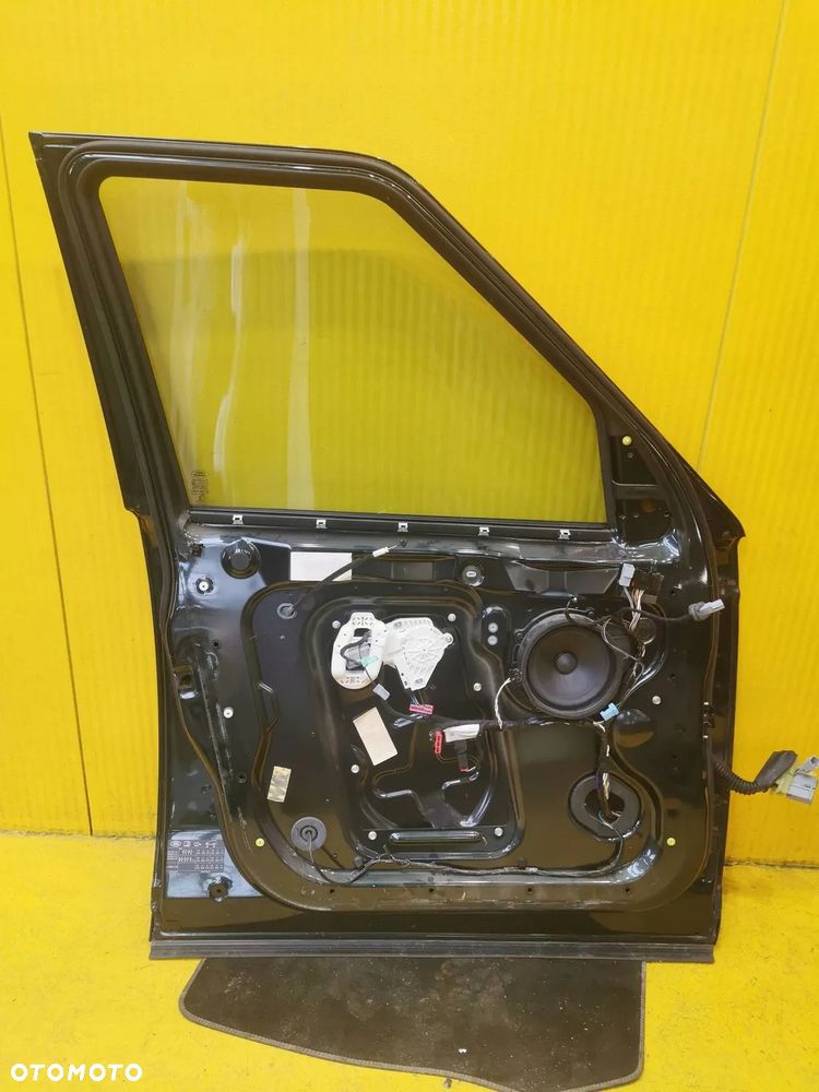Land Rover Discovery IV 4 L319 DRZWI PRZÓD PRZEDNIE LEWE * - 2