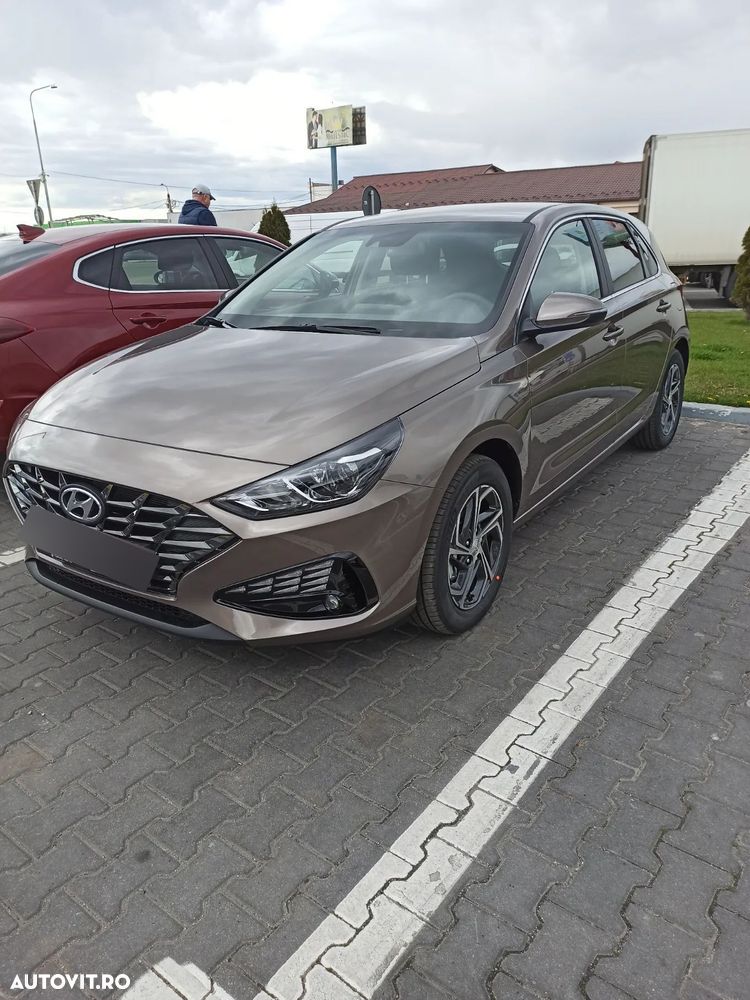 Hyundai i30 1.5 110CP 5DR M/T Highway - 13