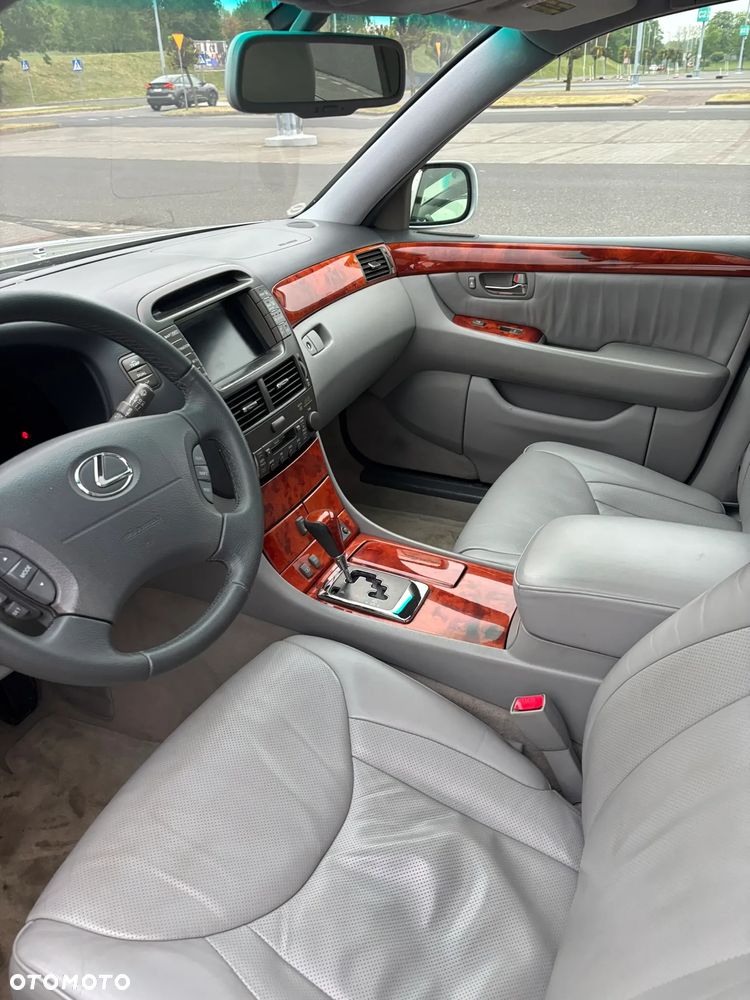 Lexus LS Elegance - 30