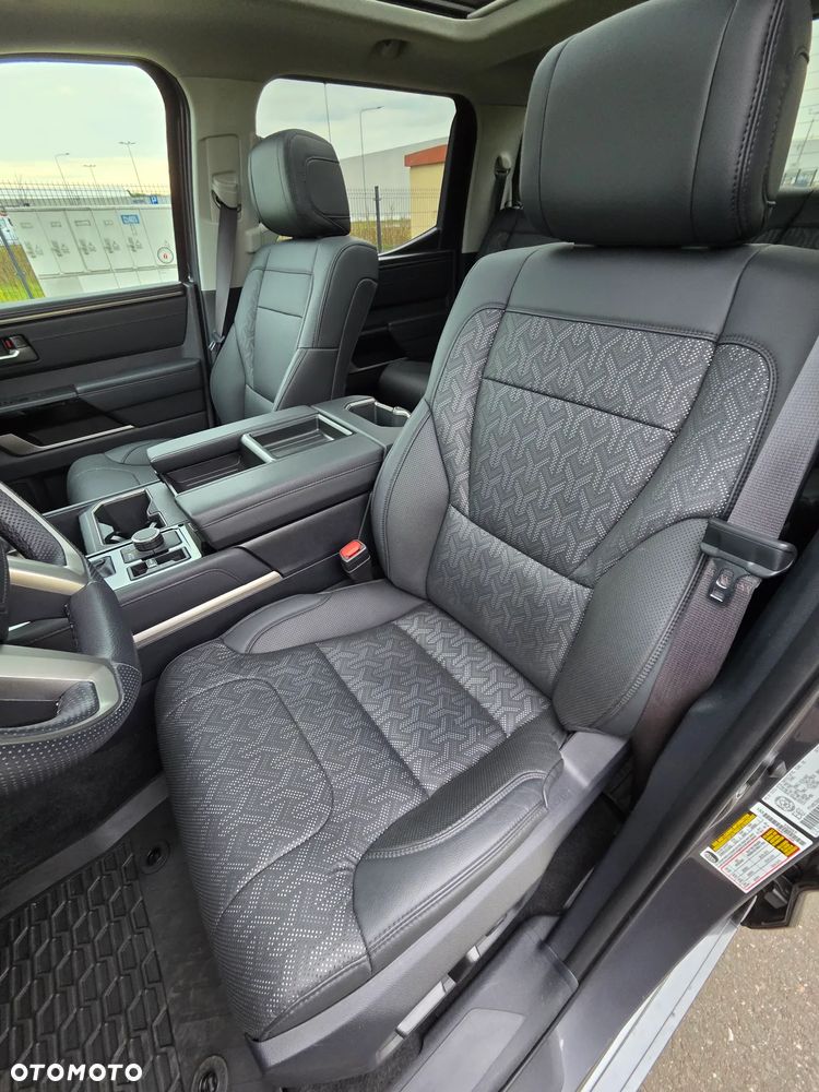 Toyota Tundra - 21