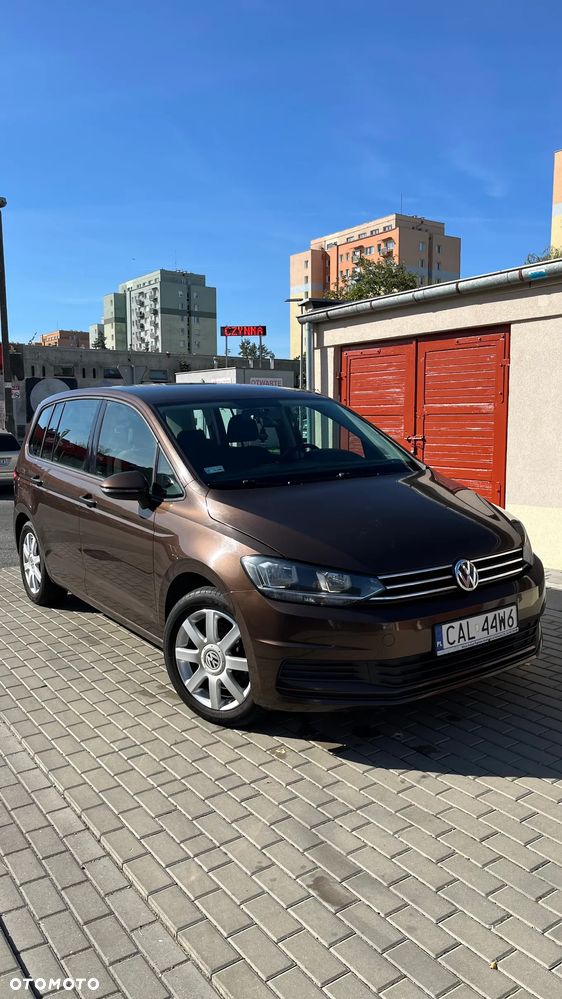 Volkswagen Touran - 1