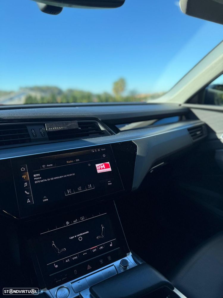 Audi e-tron 50 quattro Advanced - 10