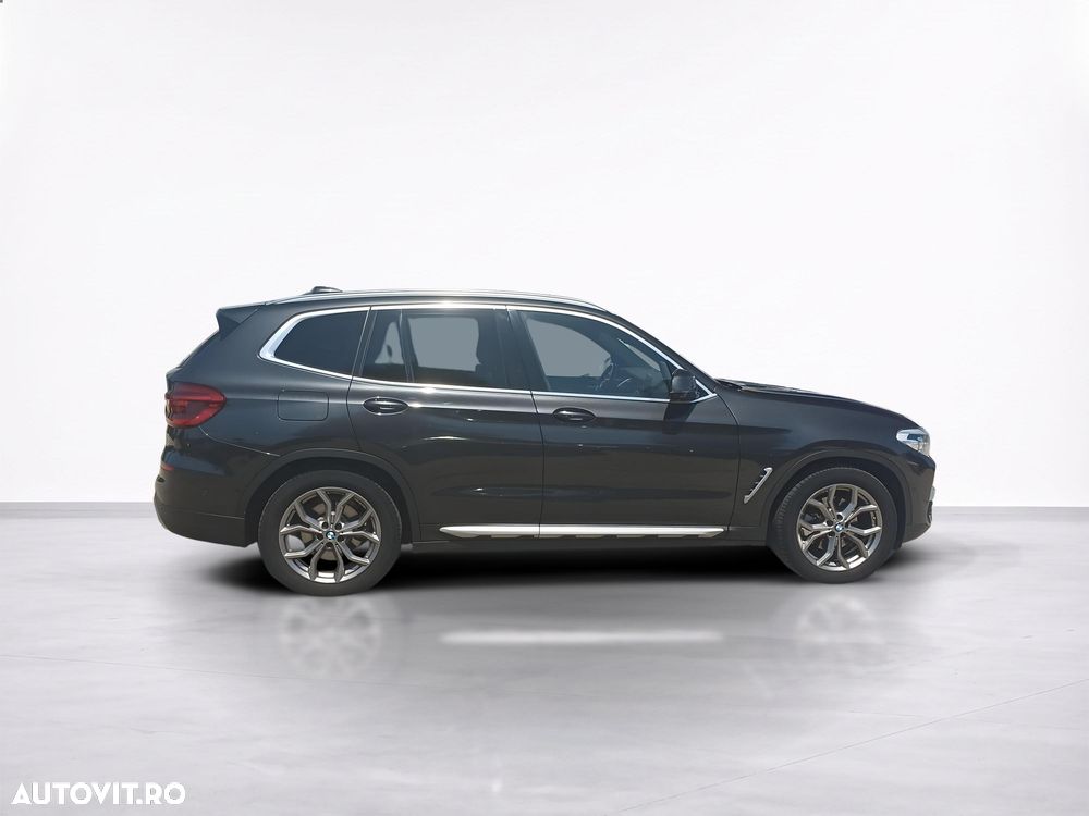 BMW X3 xDrive20d AT Luxury Line - 7