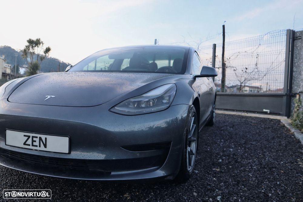 Tesla Model 3 Standard Range Plus RWD - 2