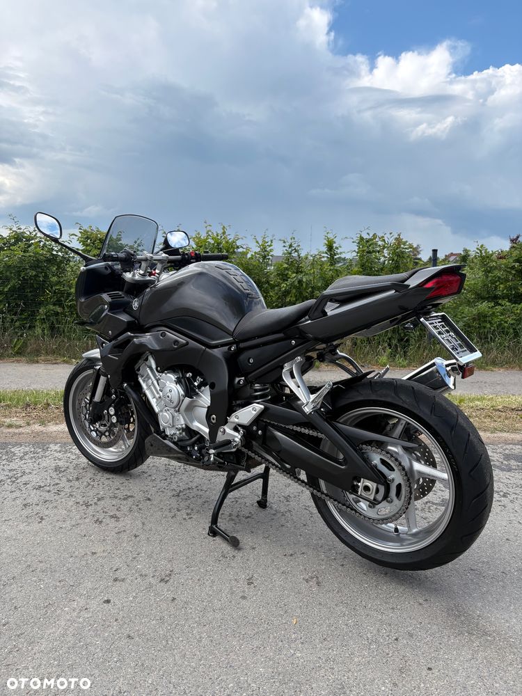 Yamaha FZ - 29