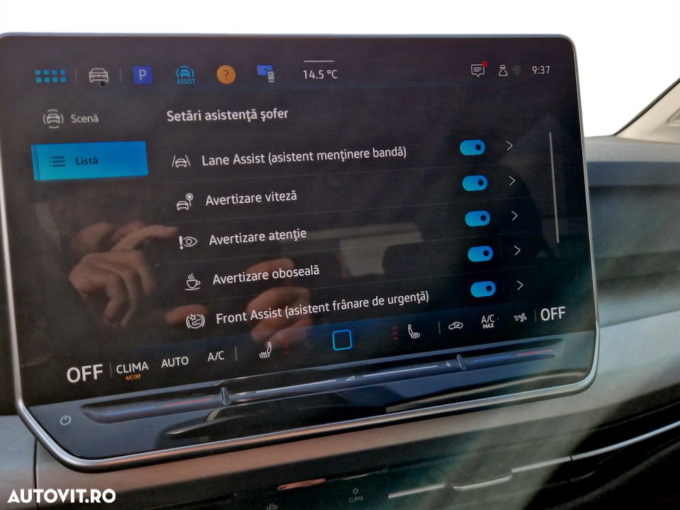 Volkswagen Golf 1.5 eTSI DSG MHEV Advanced - 21