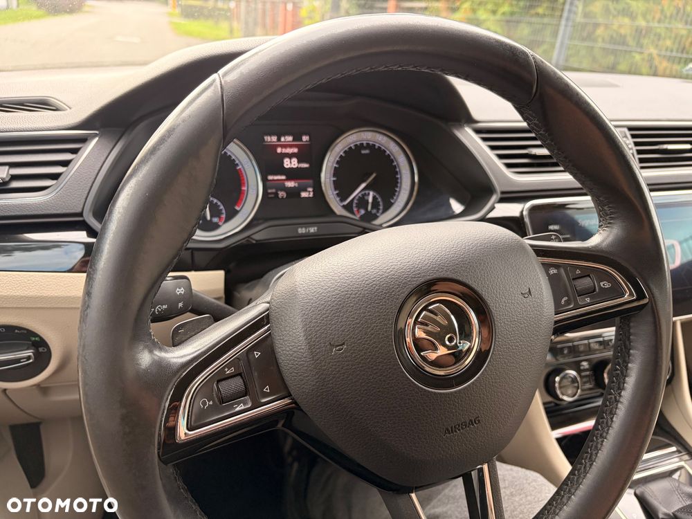 Skoda Superb 2.0 TSI 4x4 L&K DSG - 27