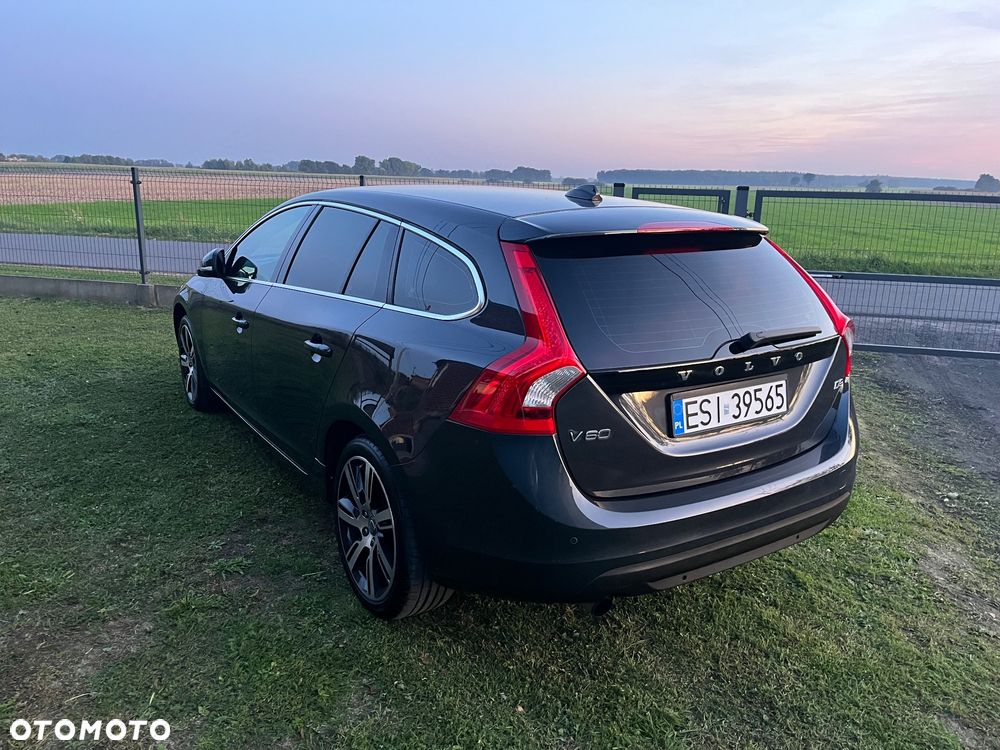 Volvo V60 - 6