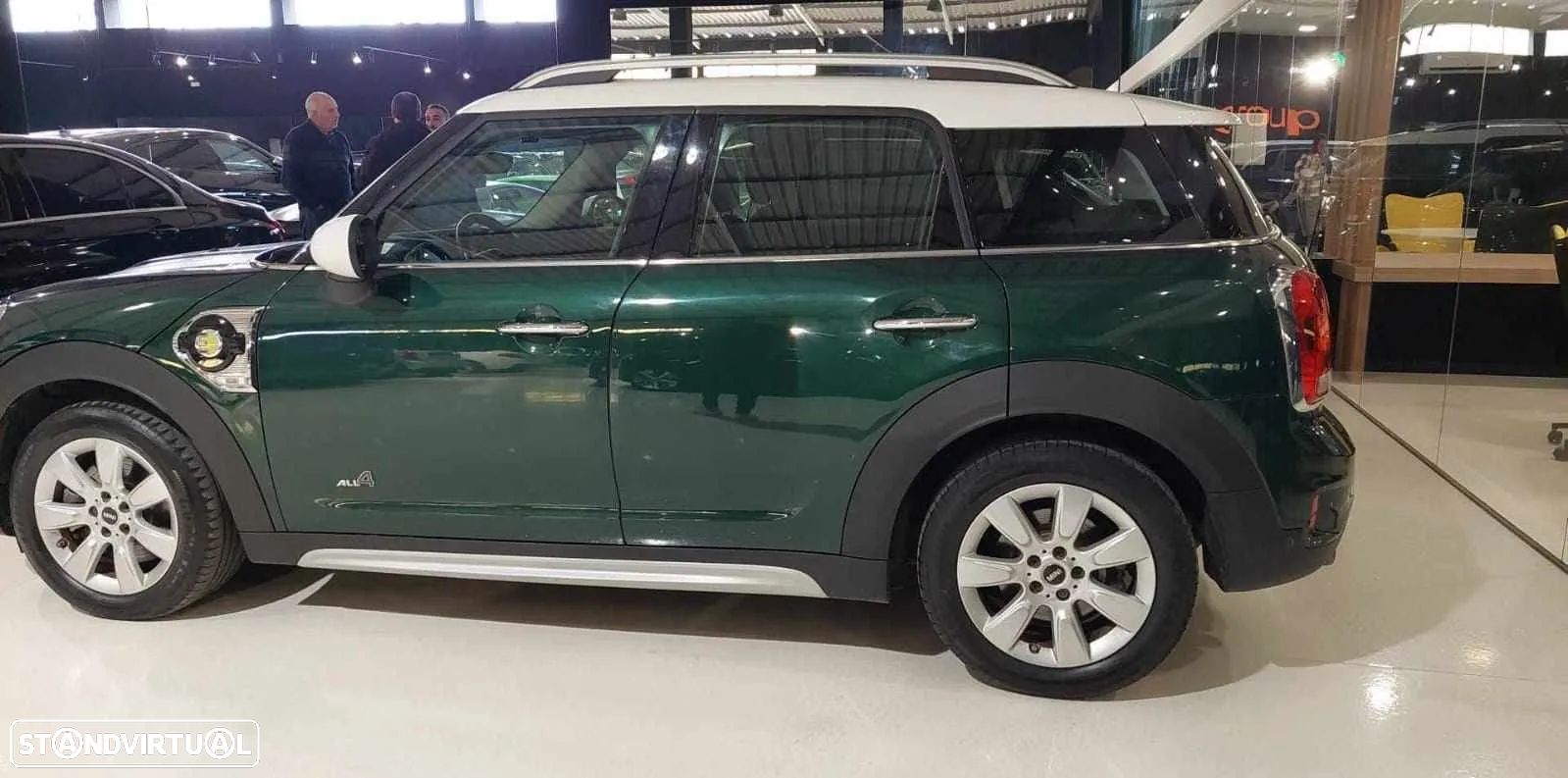 MINI Countryman Cooper SE ALL4 Auto - 1