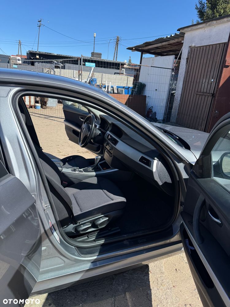 BMW Seria 3 - 12