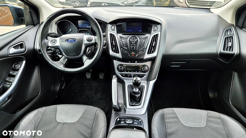 Ford Focus 1.6 EcoBoost Titanium - 35