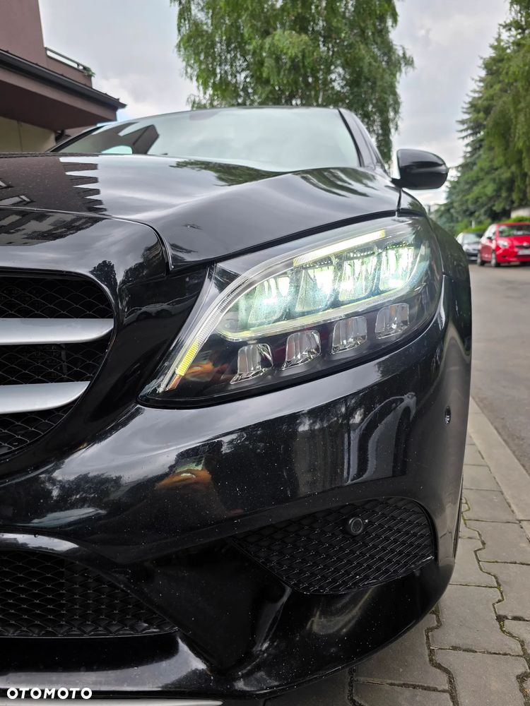 Mercedes-Benz Klasa C 200 4-Matic 9G-TRONIC - 7