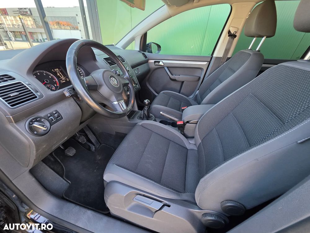 Volkswagen Touran 1.4 TSI STYLE - 7